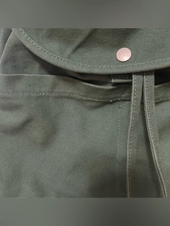 baggu drawstring canvas backpack bag in eucalyptus - Picture 2 of 9